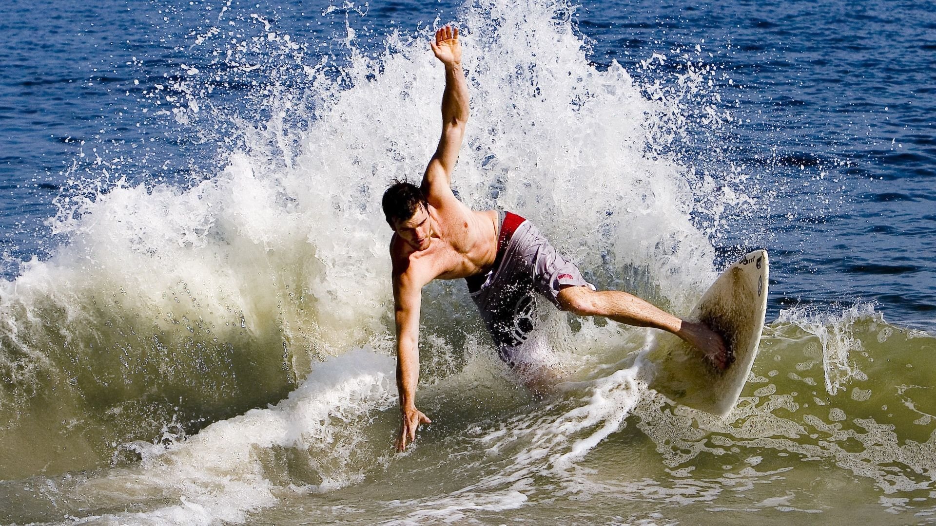 开云体育软件-电竞内容创造者崭露头角，影响力日益扩大，电竞领域